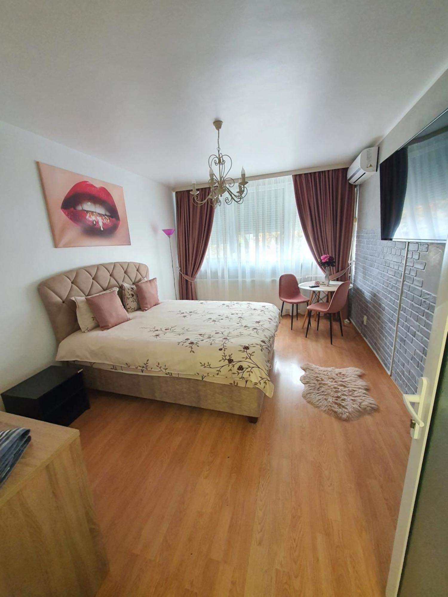 Chic Apartment- Place To Remember Galaţi Exterior foto